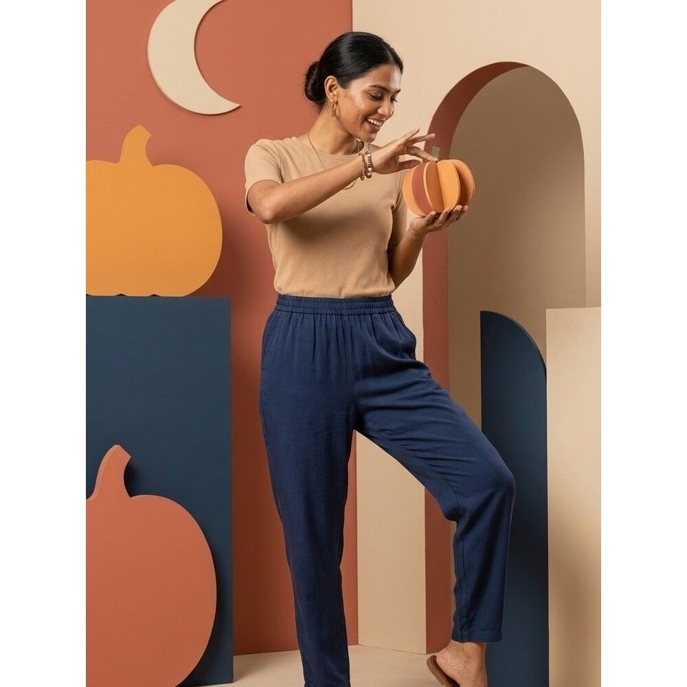 Women’s Elastic-Waist Navy Lounge Pants Size M